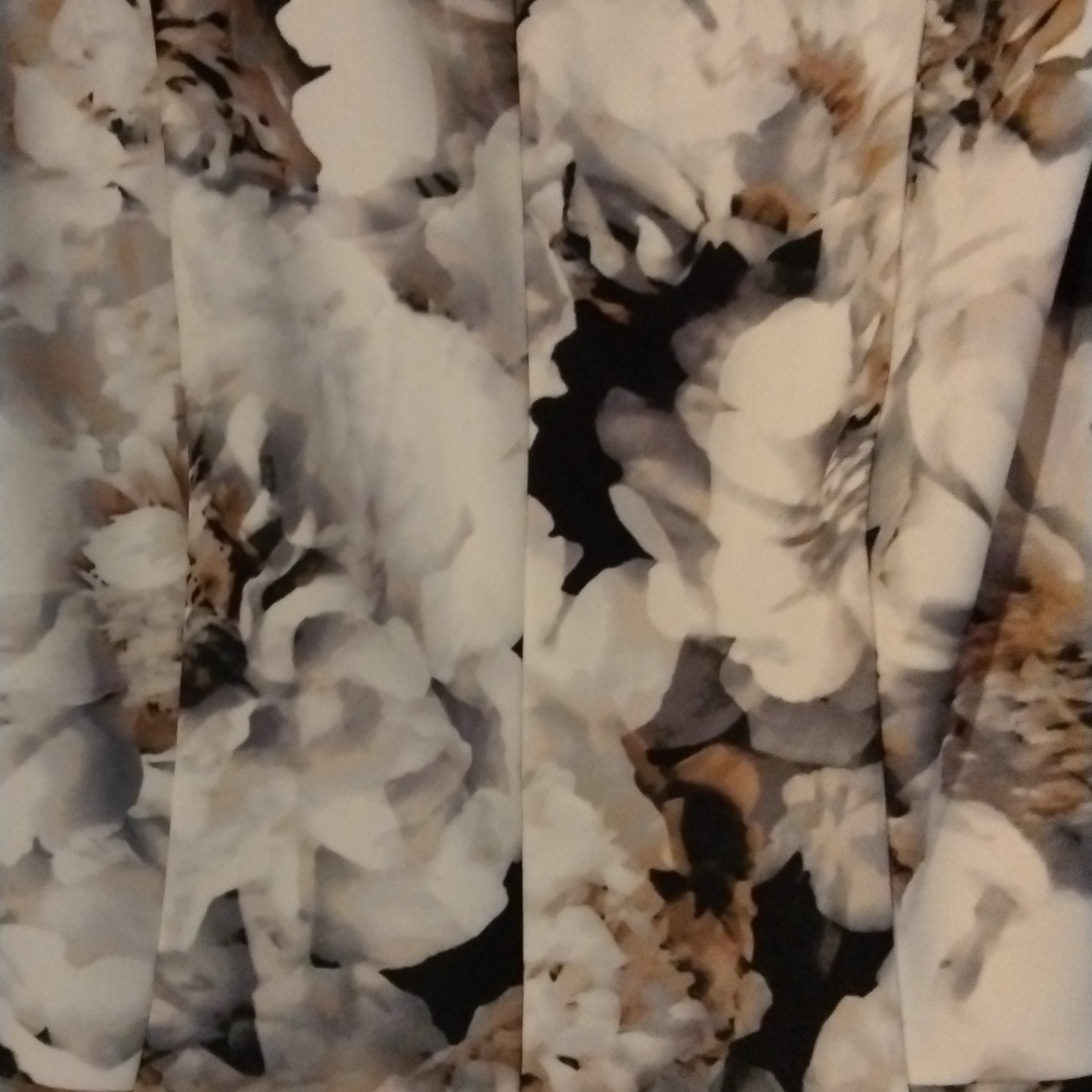 NWT Calvin Klein floral dress. Beautiful style and neutral colors for Fall. - Picture 8 of 15